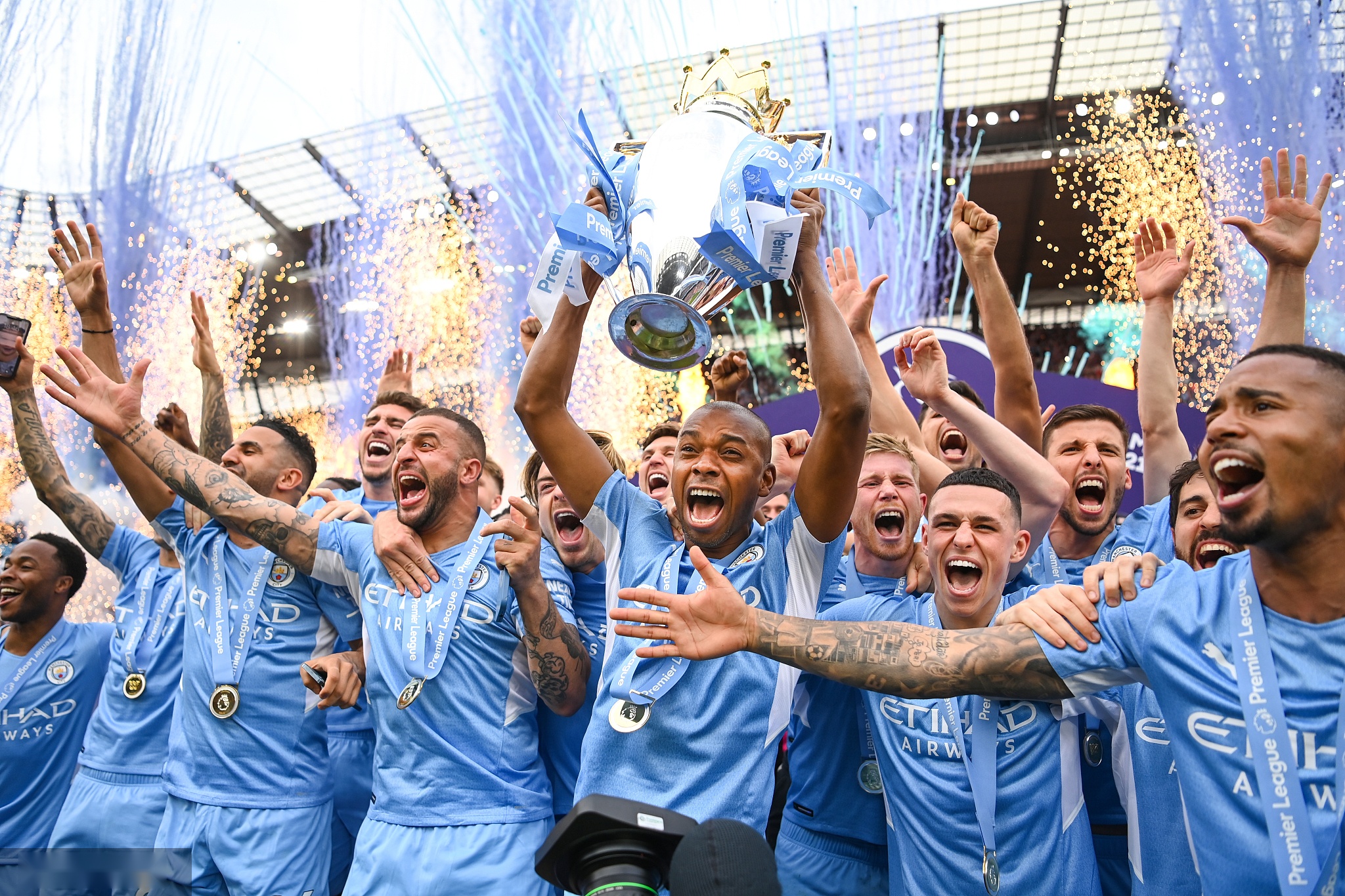 的历史阶段 的历史阶段